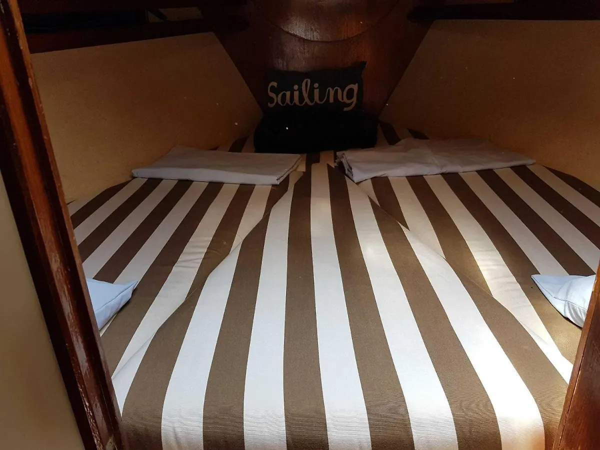 Stay On A Beautiful Ocean Going Classic Schooner! Barcelona