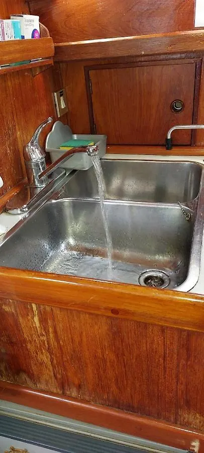 Stay On A Beautiful Ocean Going Classic Schooner! Barcelona 0*,
