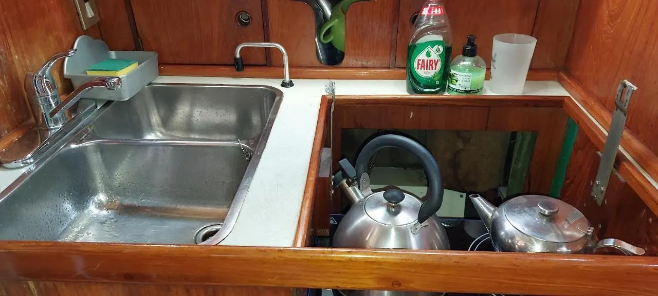 Stay On A Beautiful Ocean Going Classic Schooner! Barcelona Botel